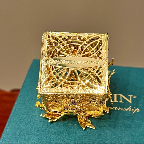 Vintage Baldwin Brass Elegant Gift Box Ornament 24KT Gold Finish 1998 - Picture 7 of 10